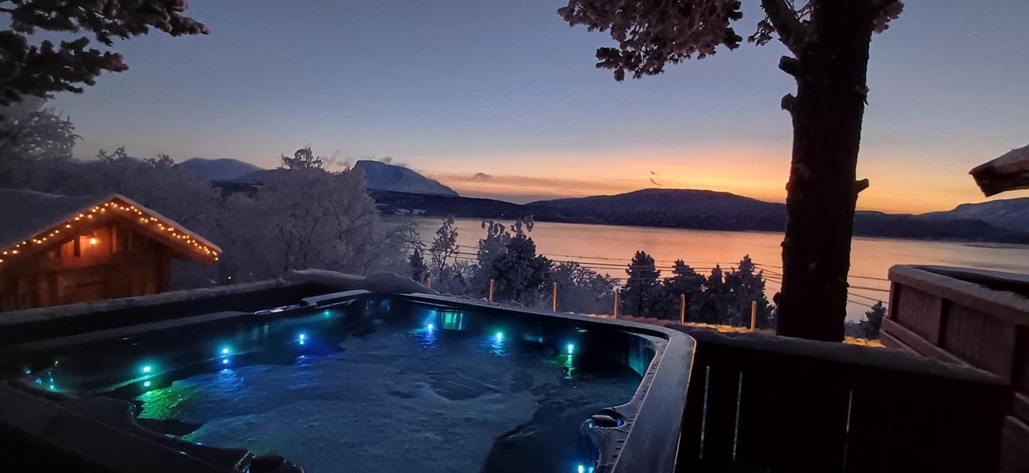 Malangen Lodge Mestervik Bagian luar foto